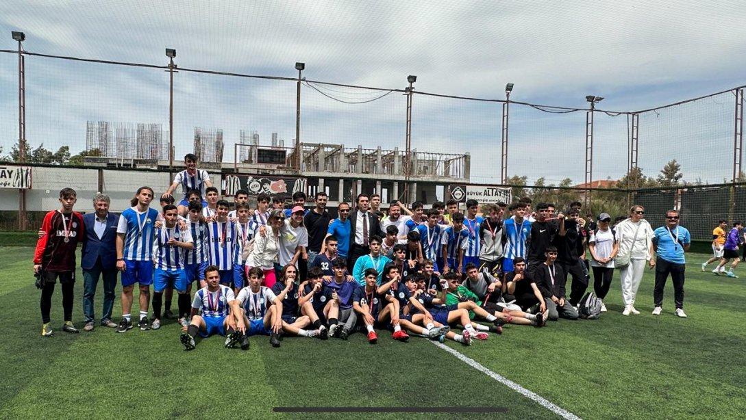 2022 2023 Eğitim Öğretim Yılı Karabağlar Kaymakamlığı Okul Sporları Genç Erkekler Futbol Turnuvası 