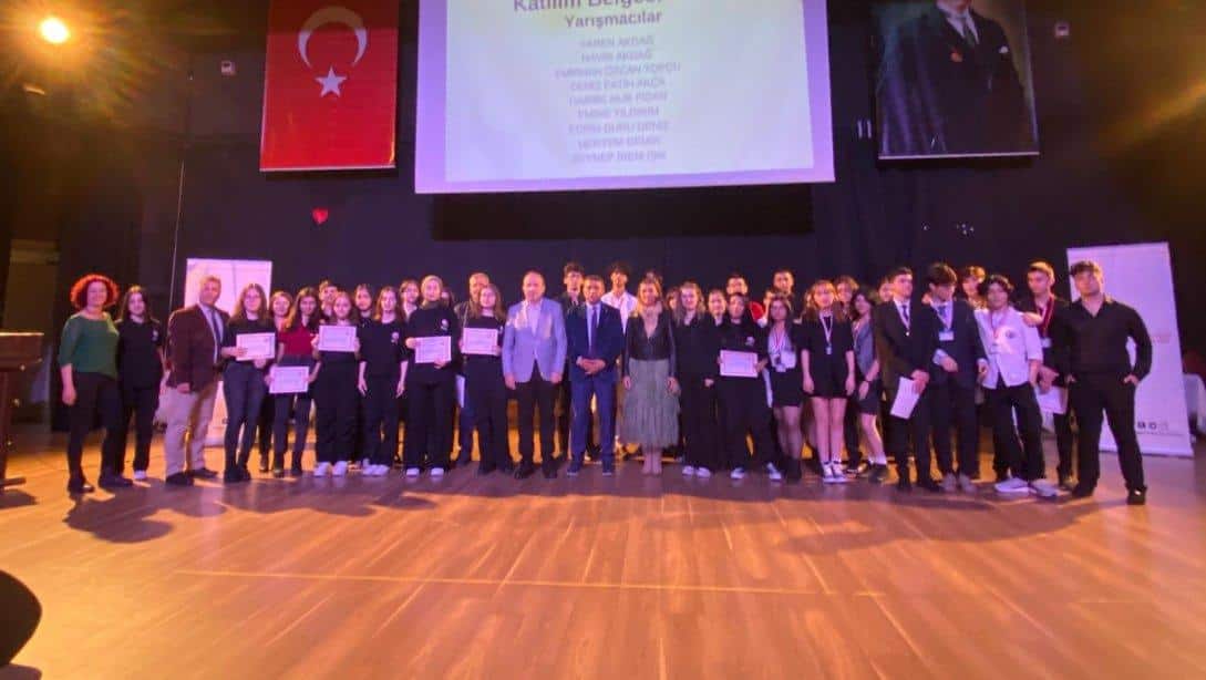 Nevvar Salih İşgören Anadolu Lisesi Münazara Finali