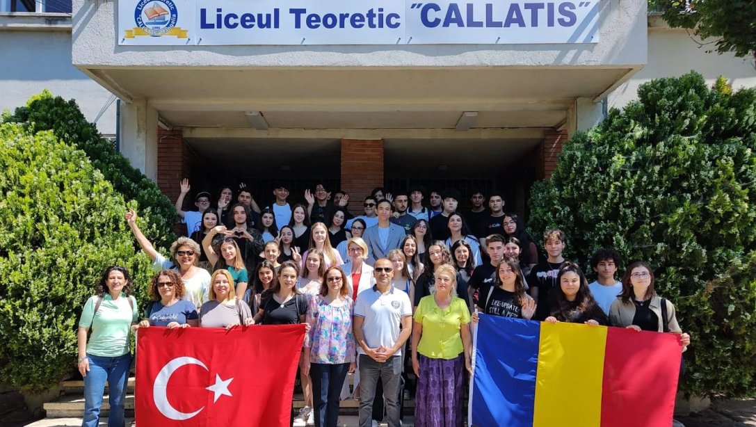 Eşrefpaşa Anadolu Lisesi, eTwinning Gençlik Projesi Kapsamında Romanya`da 