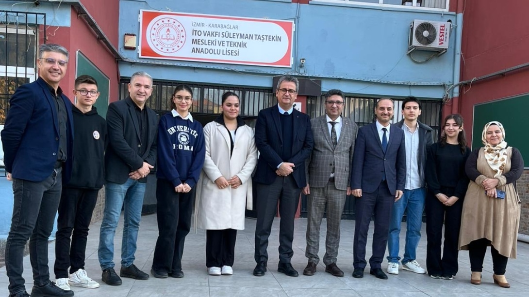 Sayın Kaymakamımız ve ilçe Milli Eğitim Müdürümüzden İto Vakfı Süleyman Taştekin Mesleki Anadolu Lisesi'ne Ziyaret